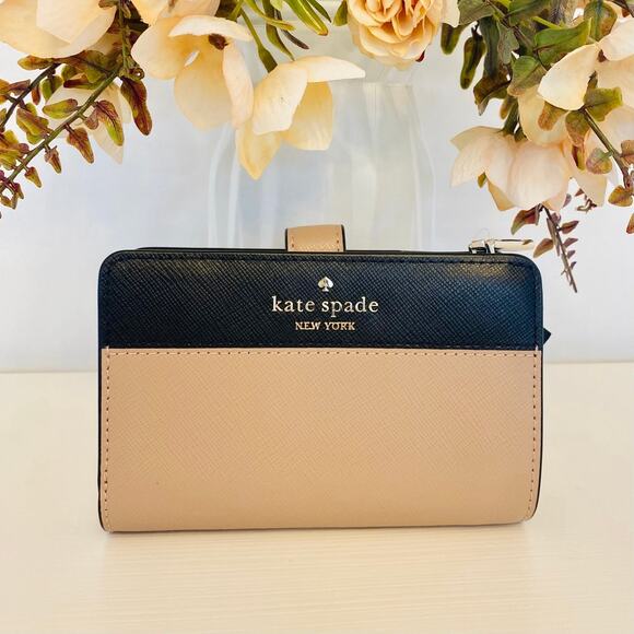Kate Spade Madison Medium Compact Bifold Wallet - Picture 1 of 4